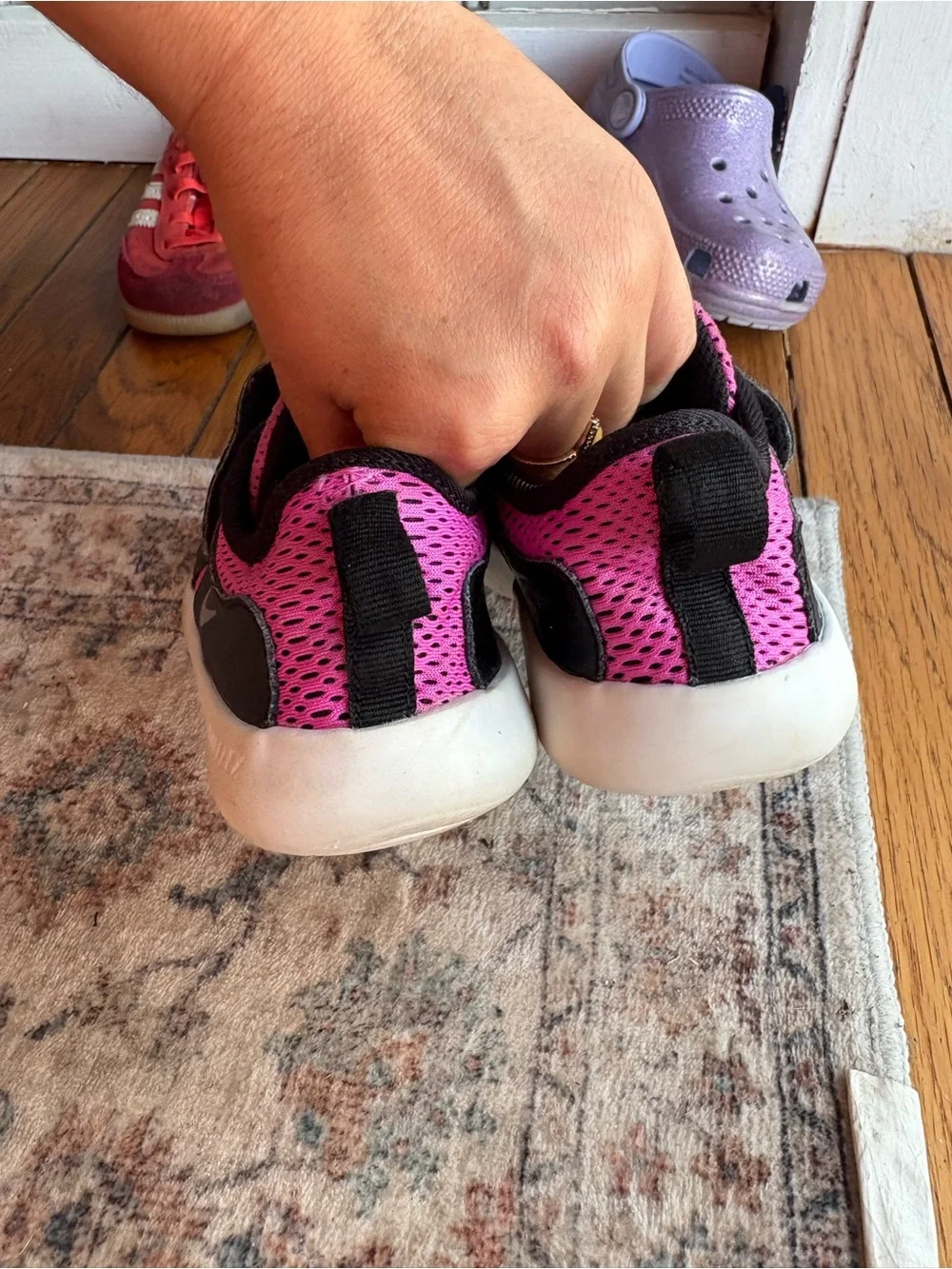 Girls Purple Mesh 12.5C Nike Velcro Sneakers lightweight